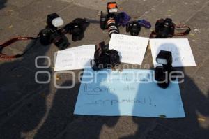 MANIFESTACIÓN POR LA MUERTE DE REGINA MARTÍNEZ