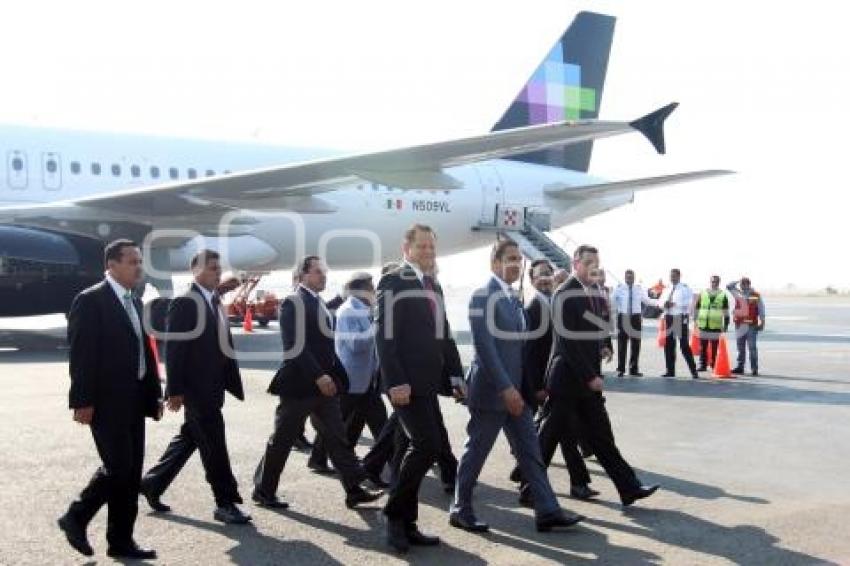 AEROPUERTO . NUEVA RUTA