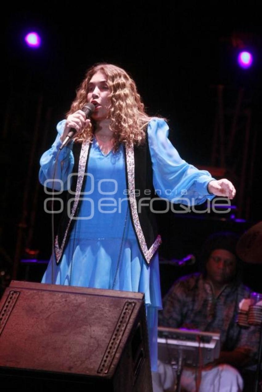 CONCIERTO . TANIA LIBERTAD
