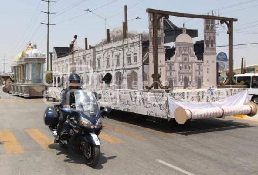 CARROS ALEGÓRICOS DESFILE 5 DE MAYO