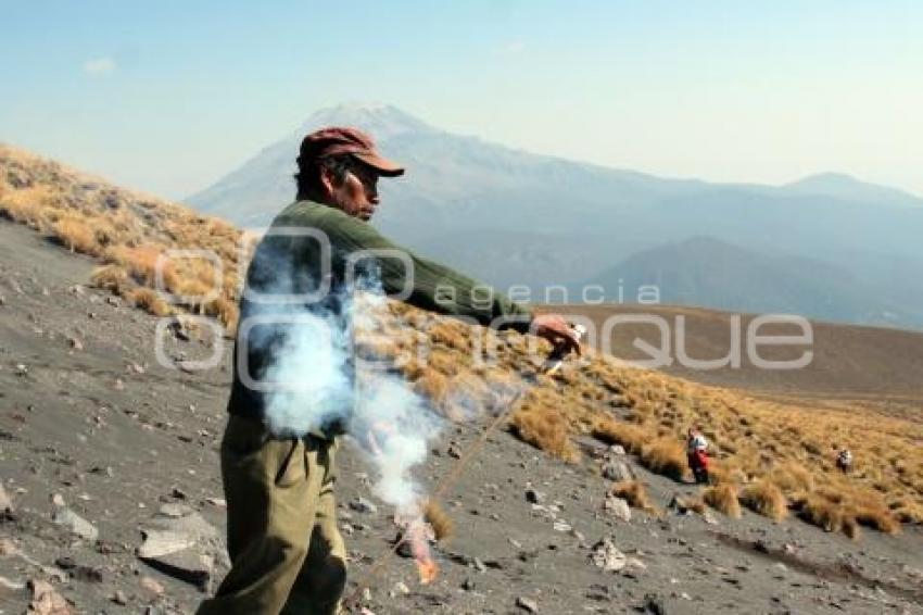 OFRENDA DON GOYO. VOLCÁN POPOCATÉPETL