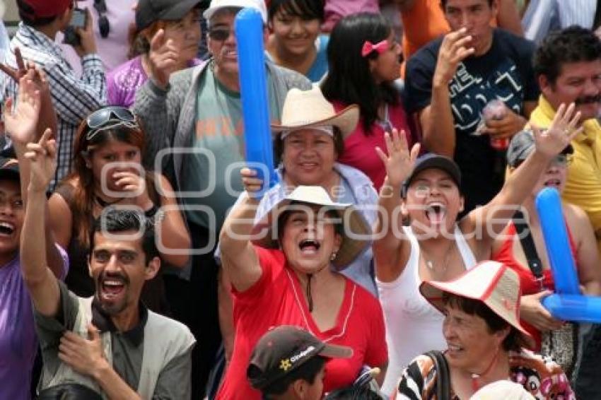 INCONFORMES DEL DESFILE