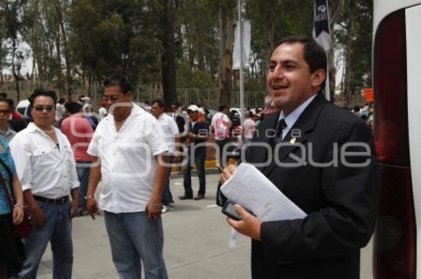 FESTEJOS 5 DE MAYO . DESFILE CÍVICO MILITAR