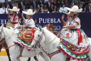 DESFILE 5 DE MAYO