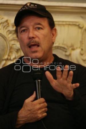 RUBÉN BLADES