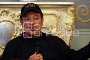 RUBÉN BLADES