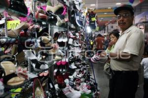 AFLUENCIA EN LA FERIA