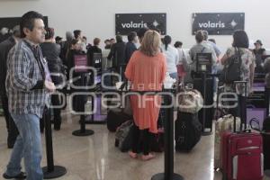 AEROPUERTO . VUELOS SUSPENDIDOS