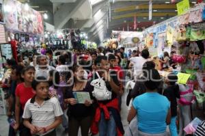 AFLUENCIA EN LA FERIA