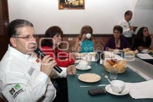 ENRIQUE DOGER SE REUNE CON LA AMPEP
