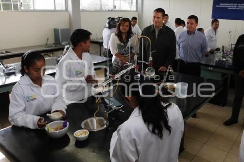 INAUGURAN CECYTE EN CHOLULA