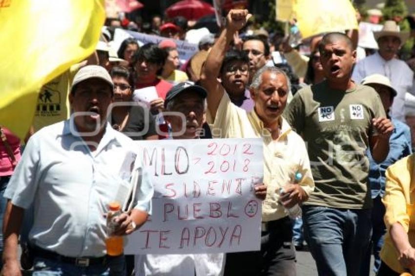 MANIFESTACIÓN EN APOYO AMLO