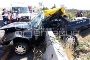 MUERE TAXISTA PRENSADO