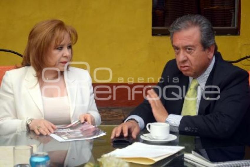 CLAUDIA HDZ Y LEOPOLDO DE LARA