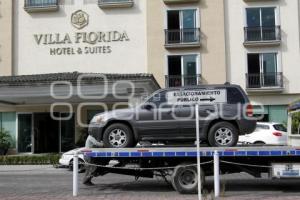 RETIRAN CAMIONETA SOSPECHOSA FRENTE A VILLA FLORIDA