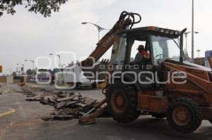 CIERRAN BULEVAR ATLIXCO POR OBRAS METROBÚS