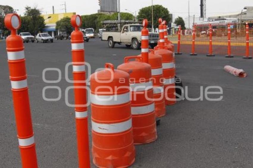 CIERRAN BULEVAR ATLIXCO POR OBRAS METROBÚS