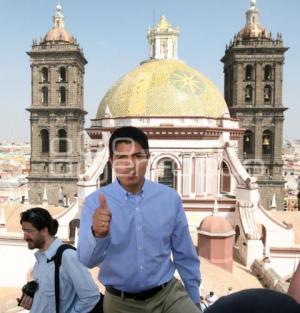 EDUARDO RIVERA SUBE AL TECHO DE CATEDRAL