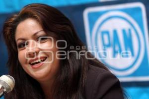 VIOLETA LAGUNES