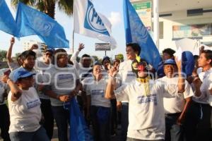 LLEGADA CANDIDATOS SENADO