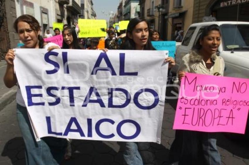 MANIFESTACIÓN CONTRA MODIFICACIÓN ART. 24