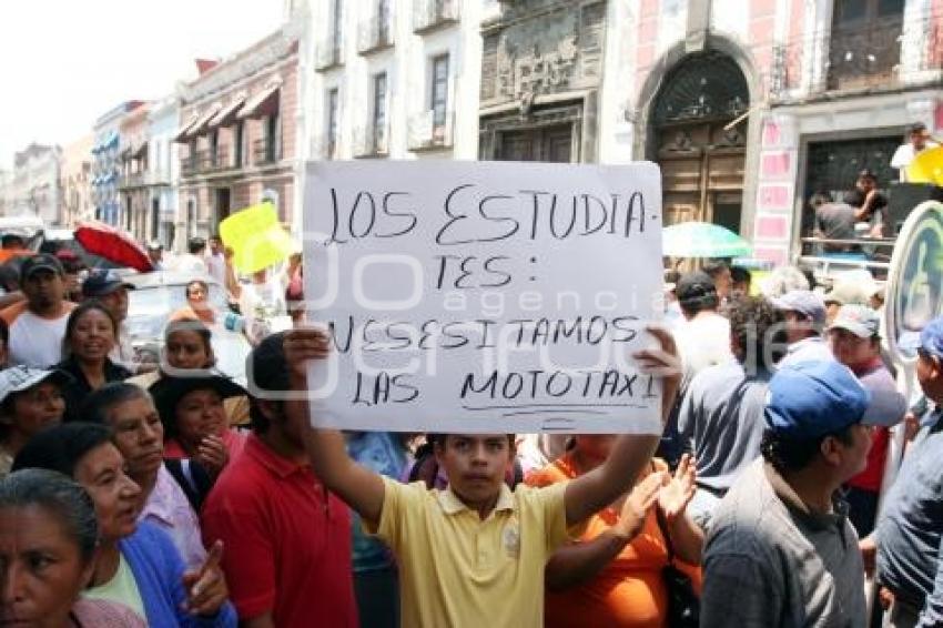 MANIFESTACIÓN DE MOTOTAXIS