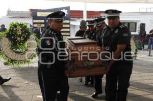 HOMENAJE PÓSTUMO A POLICÍA CAÍDO