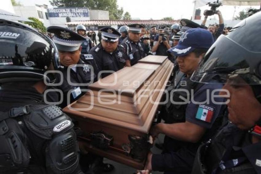 HOMENAJE PÓSTUMO A POLICÍA CAÍDO