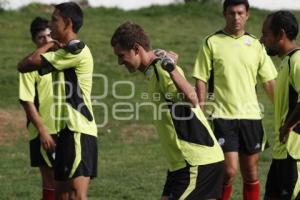 ENTRENAMIENTO LOBOS DE LA BUAP . REFUERZOS