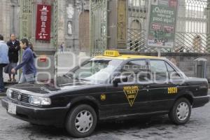 TRANSPORTE . TAXIS