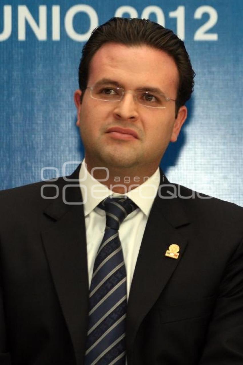 JUAN PABLO PIÑA. SEXTO VISITADOR CNDH