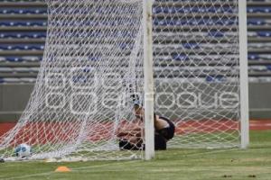 LOBOS VS PUMAS . FUTBOL