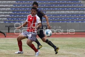 LOBOS VS PUMAS . FUTBOL