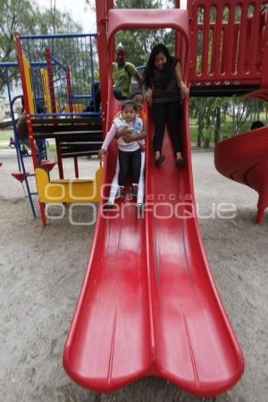 NIÑOS JUEGAN EN ECO PARQUE METROPOLITANO