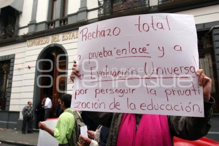 MANIFESTACIÓN MAESTROS