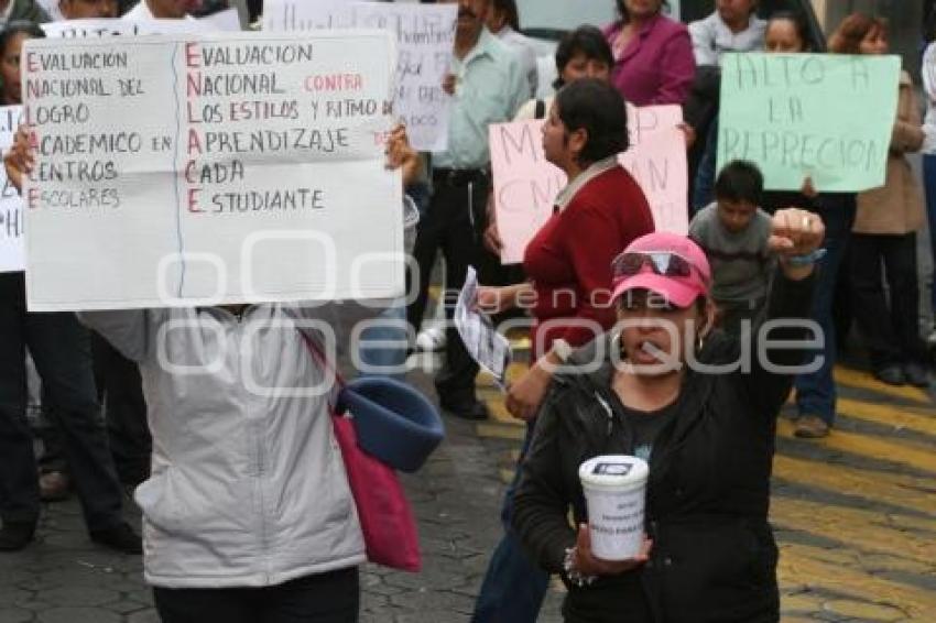 MANIFESTACIÓN MAESTROS