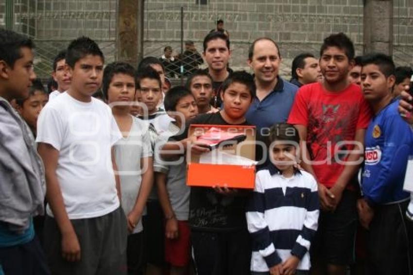 TORNEO DE LA CALLE A LA CANCHA