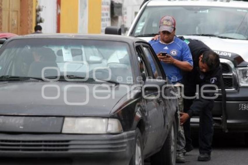 POLICIA ESTATAL SUPEVISA AUTO SOSPECHOSO