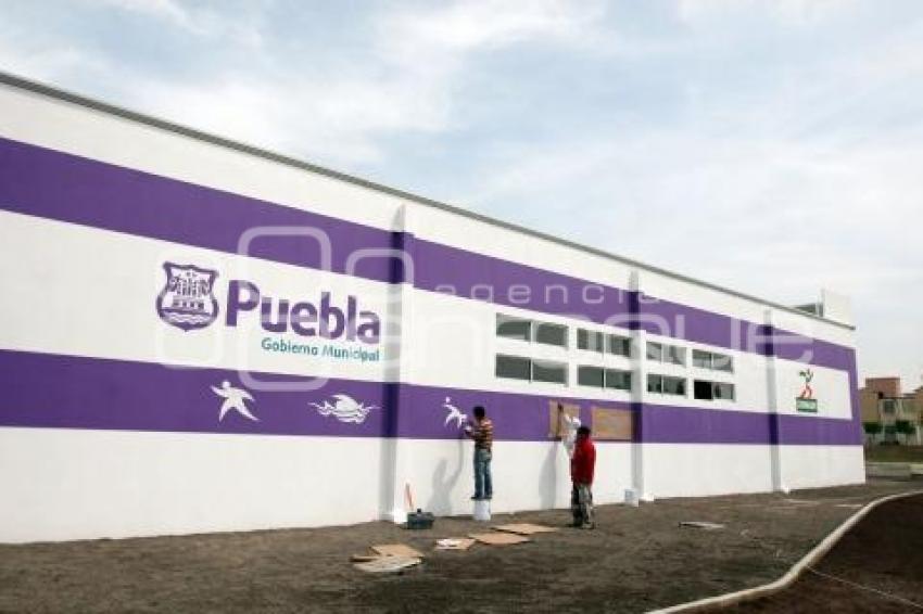 ALBERCA SEMIOLÍMPICA COMPLEJO MULTIDEPORTIVO MUNICIPAL
