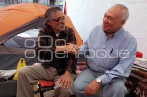 CUAUHTÉMOC AMEZCUA VISITÓ A LOS MAESTROS