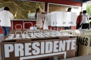 ELECCIONES 2012.INSTALACIÓN DE CASILLAS