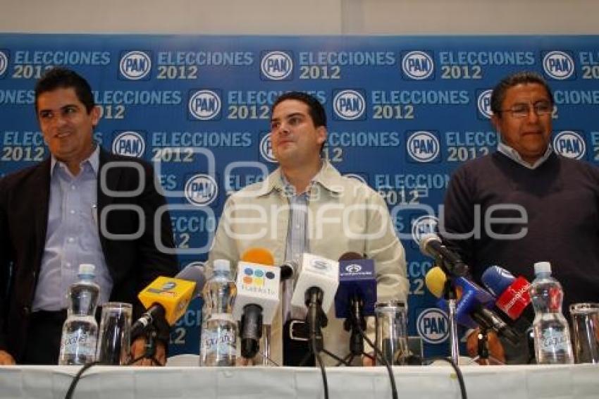 ELECCIONES 2012 . PAN RECONOCE DERROTA