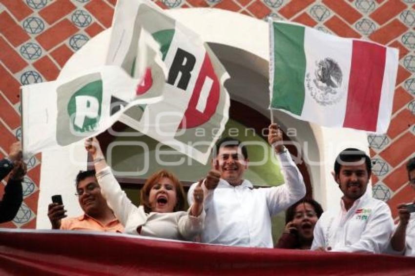 ELECCIONES 2012. FESTEJO PRI