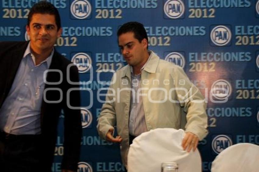 ELECCIONES 2012 . PAN RECONOCE DERROTA