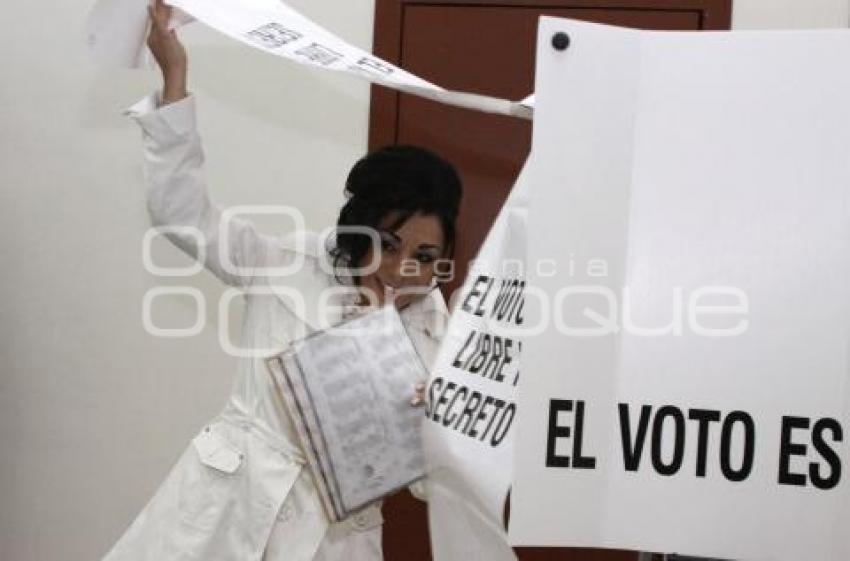 ELECCIONES 2012. LUCERO SALDAÑA