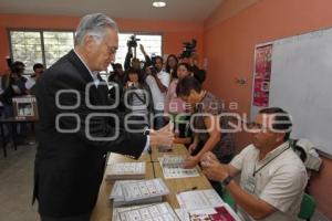 ELECCIONES 2012 . MANUEL BARTLETT