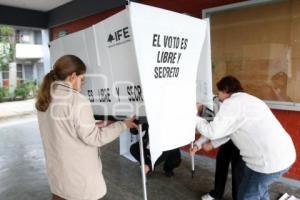 ELECCIONES 2012.INSTALACIÓN DE CASILLAS