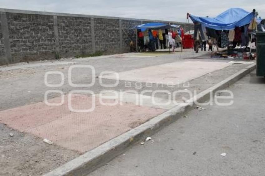 COMERCIANTES AMBULANTES EN XILOTZINGO