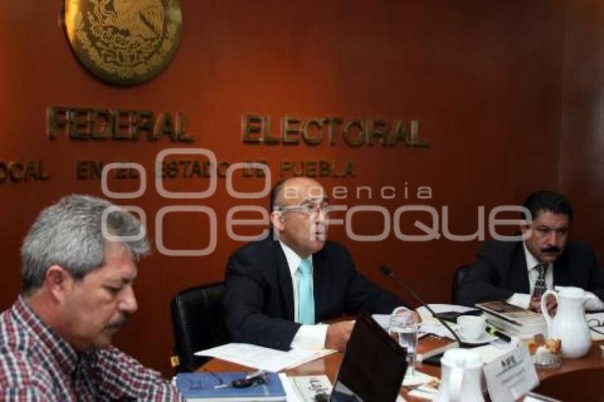 SESIÓN IFE