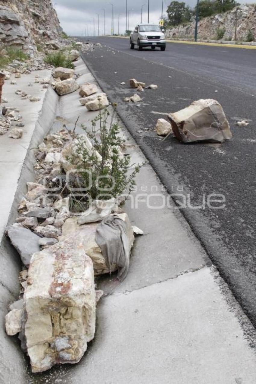 PIEDRAS SOBRE PERIFÉRICO ECOLÓGICO